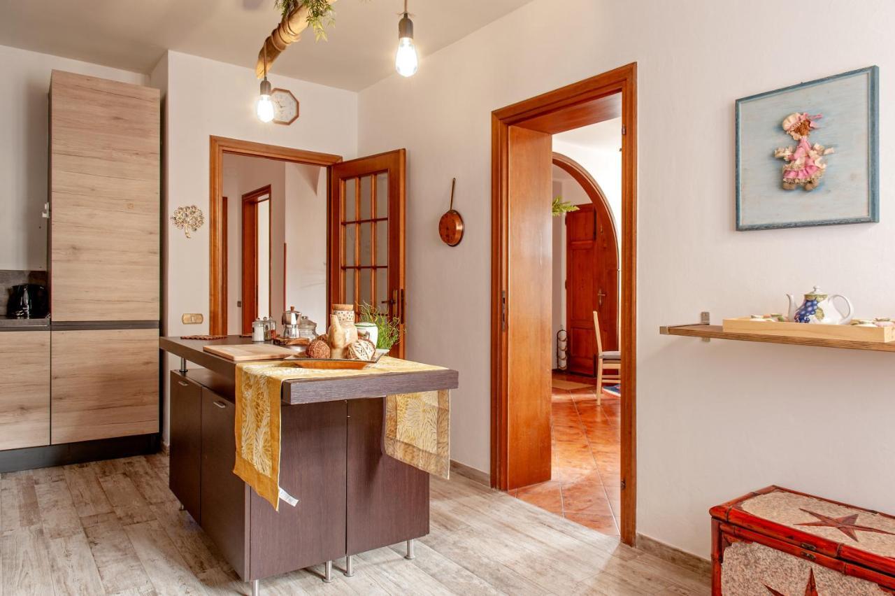 Casa Zito Holiday home *